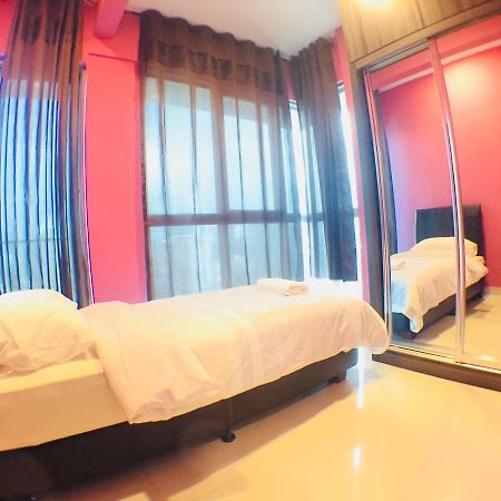 Regalia Suites By Ihost Kuala Lumpur Extérieur photo